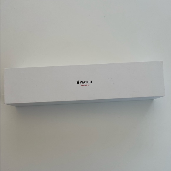 Apple Watch Series 3 38mm with cellular - Picture 4 of 4